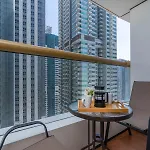 Access To Tram-High Floor-Spacious