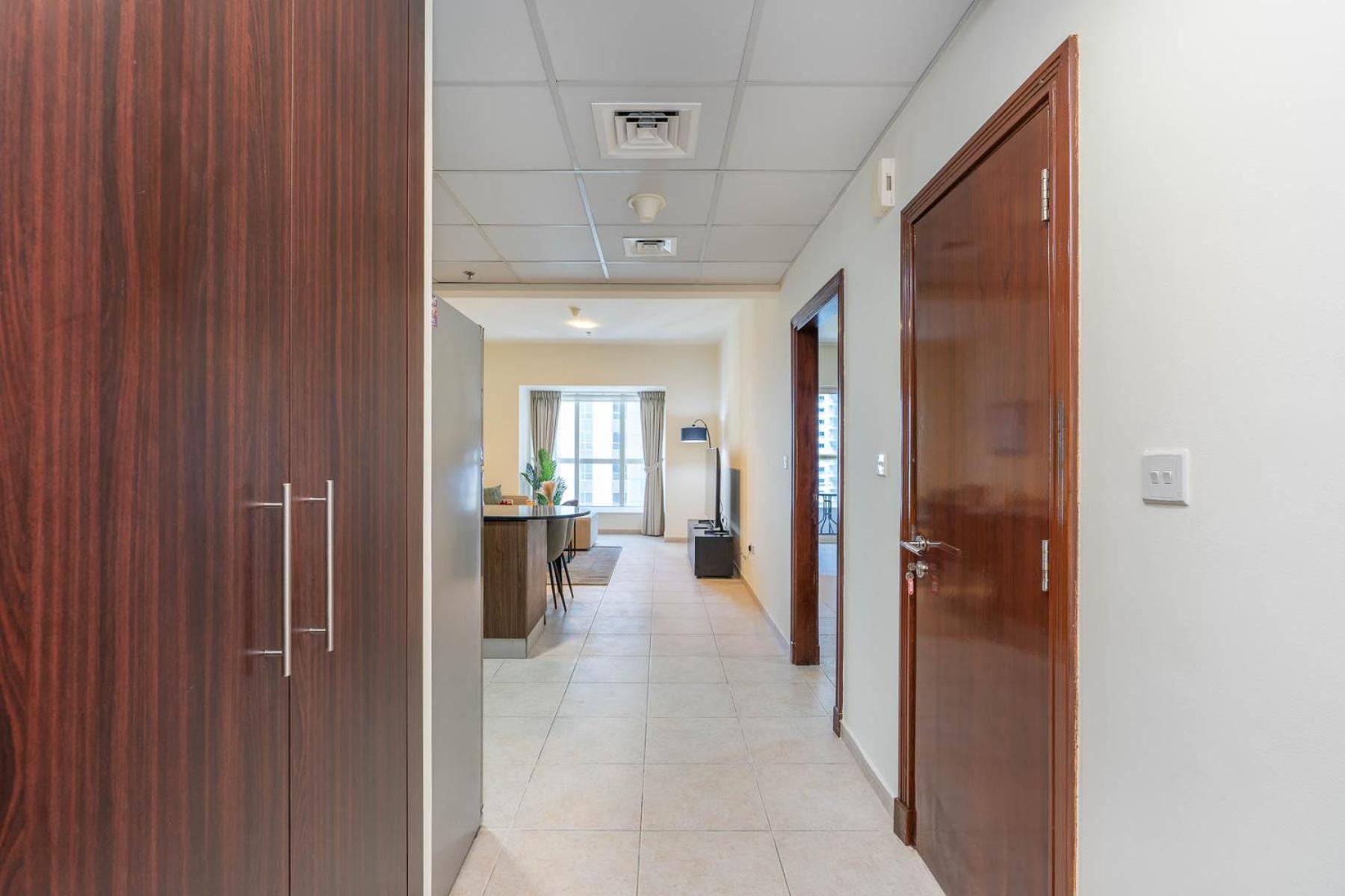 Access To Tram-high Floor-spacious *
